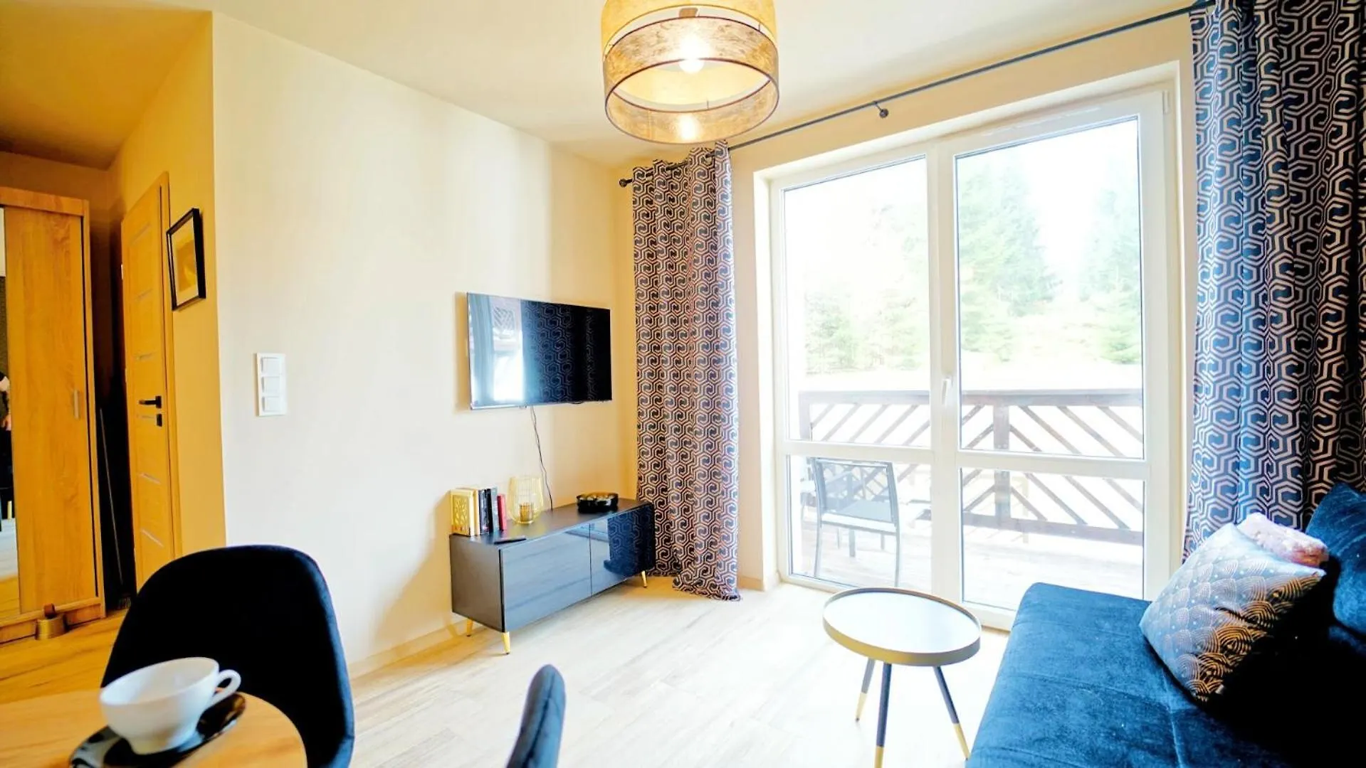 Apartamenty Every Sky Szklarska Poreba, Zeromskiego 15C-5 0*,  Polska
